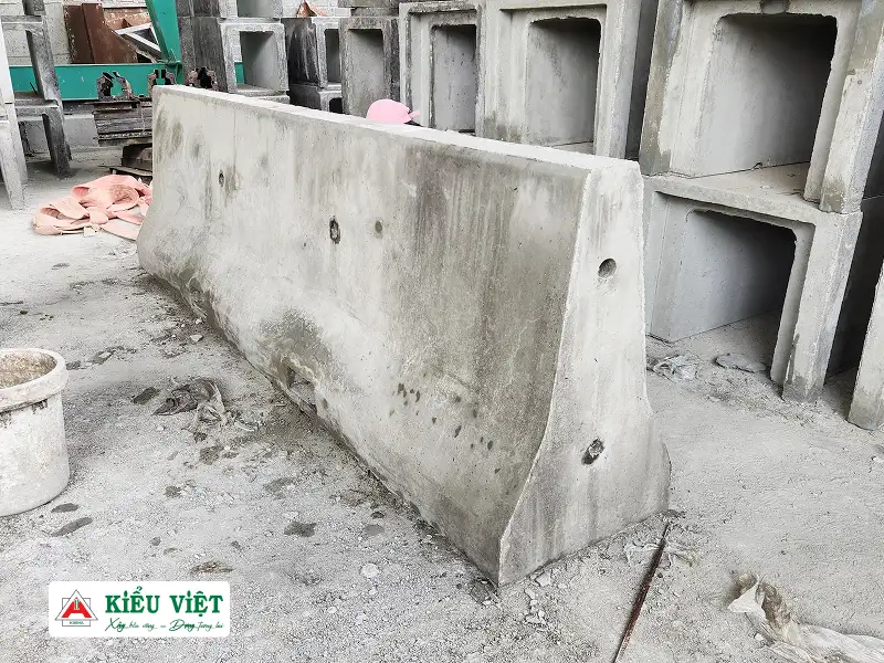 Dải phân cách bê tông Dải phân cách bê tông